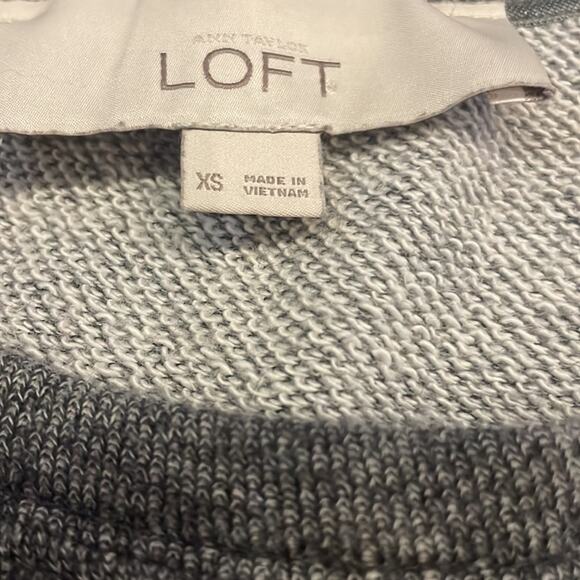 LOFT EMBELLISHED SWEATER size XS - Picture 5 of 7